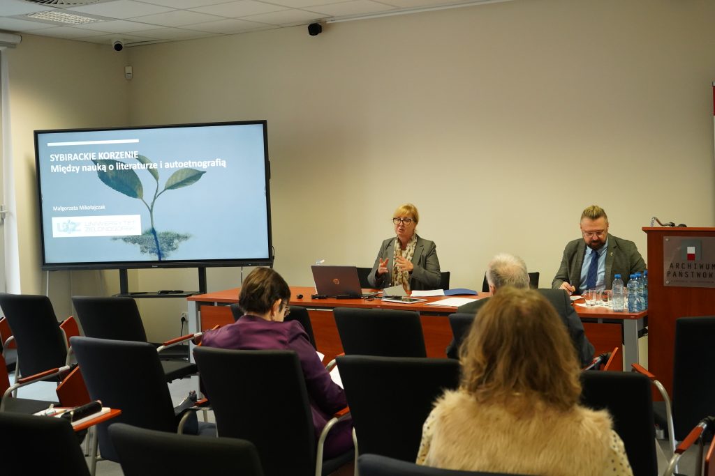 Widok na uczestników konferencji.